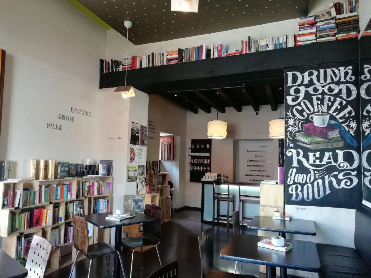 Portico Hotel & Galeria موروليا المظهر الخارجي الصورة